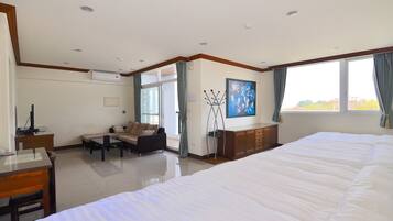 Family Suite | Premium bedding, down comforters, memory foam beds, desk