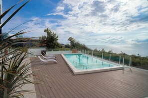 Outdoor pool - Star Sea B&B (Liuqiu)