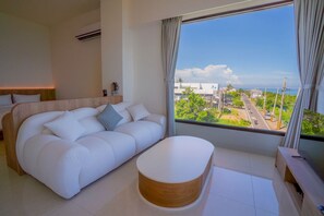 Superior Suite with Sea View | Living area
