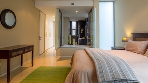 The Quays | WiFi (free), bed sheets - Beach Apartments (Durban)