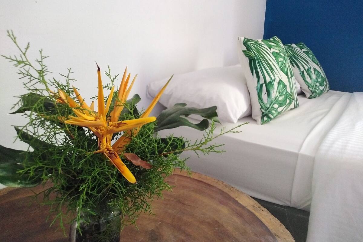 Family Room | WiFi (free), bed sheets