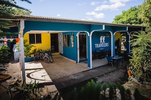 Terrace/patio - Hostal Travelers (Santiago)