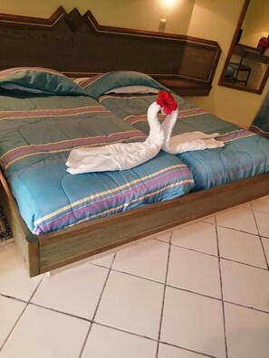 Basic Double Room | Free cribs/infant beds, rollaway beds, wheelchair access - Crystal Azur (Aghir)