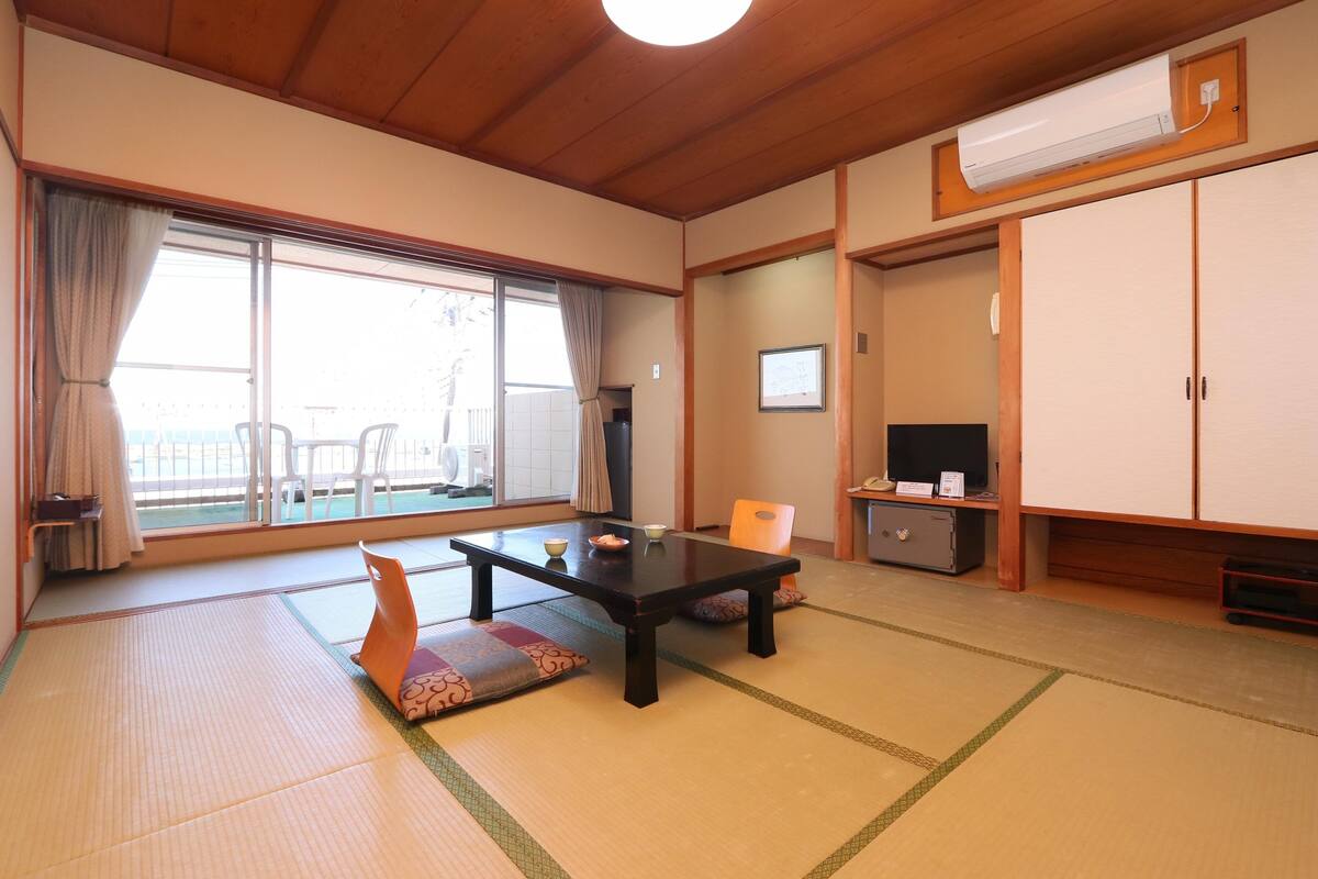 Chambre Tradition, terrasse, vue océan (Japanese Style Room for 4 people)