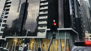 Exterior - Exclusive 2BR Astonishing CBD Top54th (Southbank)