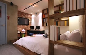 Premium Room | Desk, free WiFi