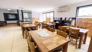 Free daily continental breakfast - Oceans23 (Durban North)