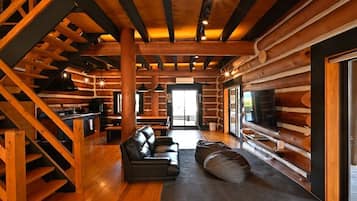 Villa (LOG OCEAN) | Sala de estar | Televisión de pantalla plana