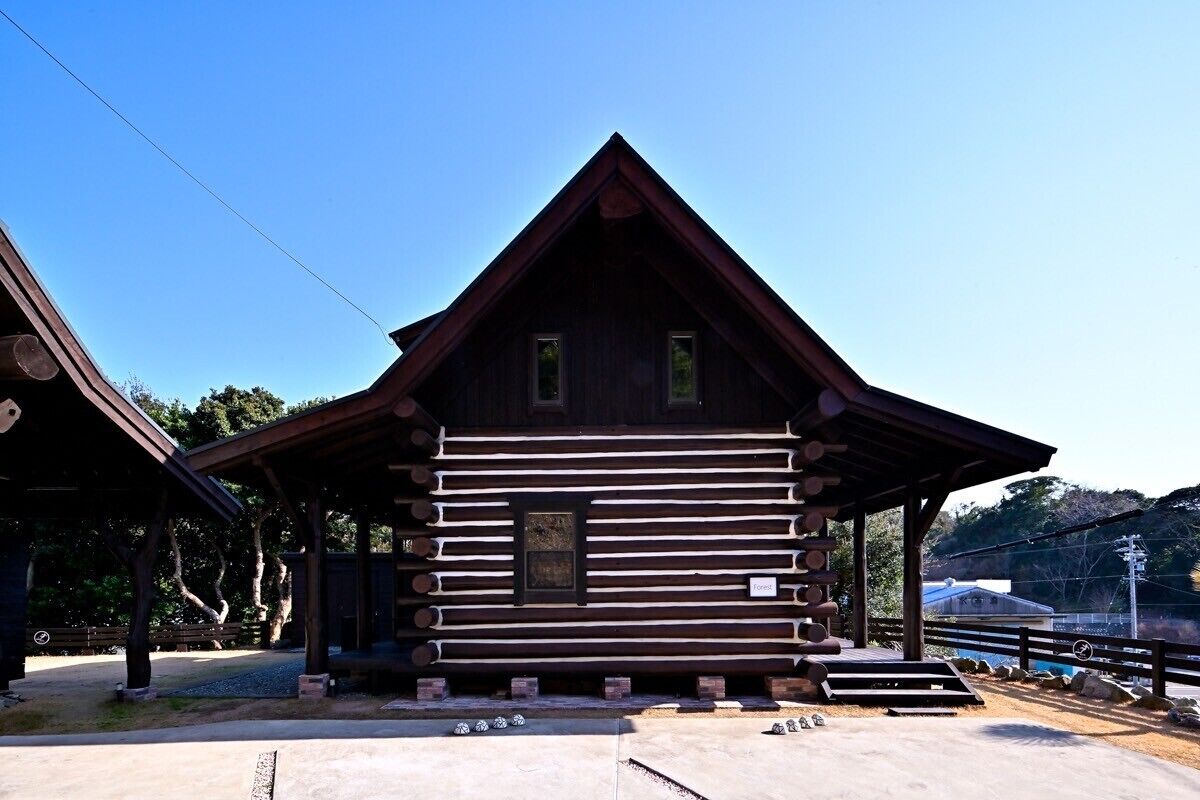 施設の正面