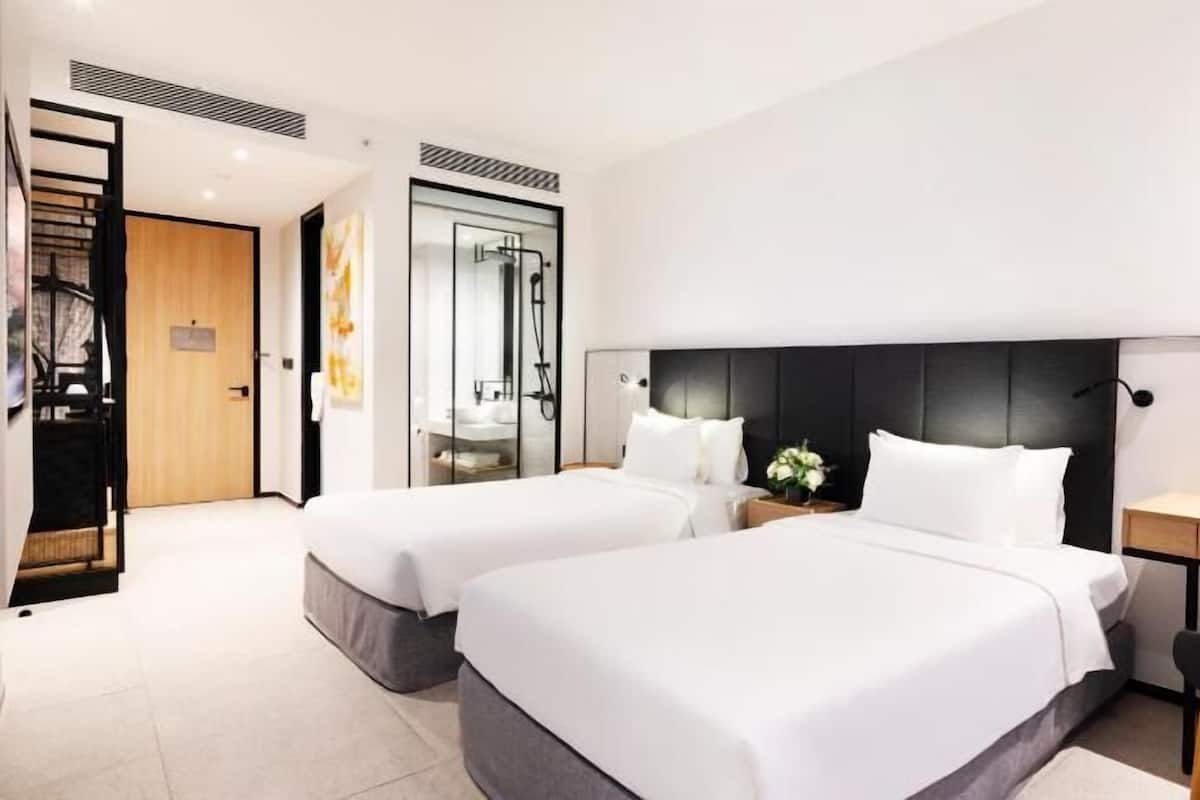 Minibar, Schreibtisch, schallisolierte Zimmer, kostenloses WLAN