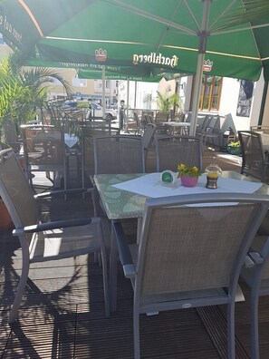 ลานระเบียง/นอกชาน