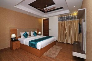 In-room safe, desk, cribs/infant beds, free WiFi