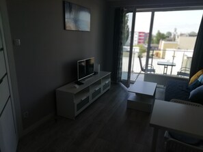 Deluxe Apartment | Living area | TV - Sunandrelax Apartament Słoneczny (Kolobrzeg)