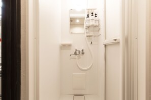 Leilighet (Studio) | Dusj på badet