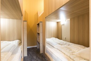 公寓 (Studio) | 熨斗/熨衣板、免費無線上網、床單