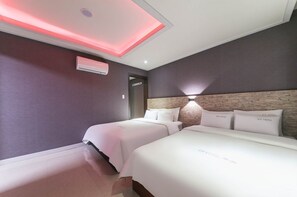 Twin Room | Free WiFi - Russo Motel (Mokpo)