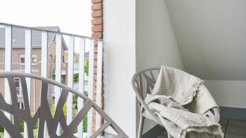 Design Apartment, 1 Bedroom, Balcony, Garden View (Apartment 14 - Blue) | Balcony