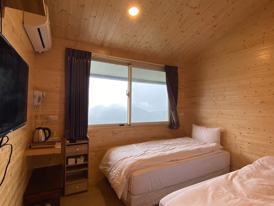 Double Room | Blackout drapes, free WiFi, bed sheets