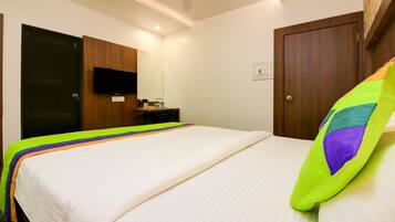 标准房 | 办公桌、免费 WiFi、床单