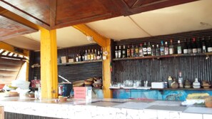Bar (on property) - Sunu Makane (Dakar)