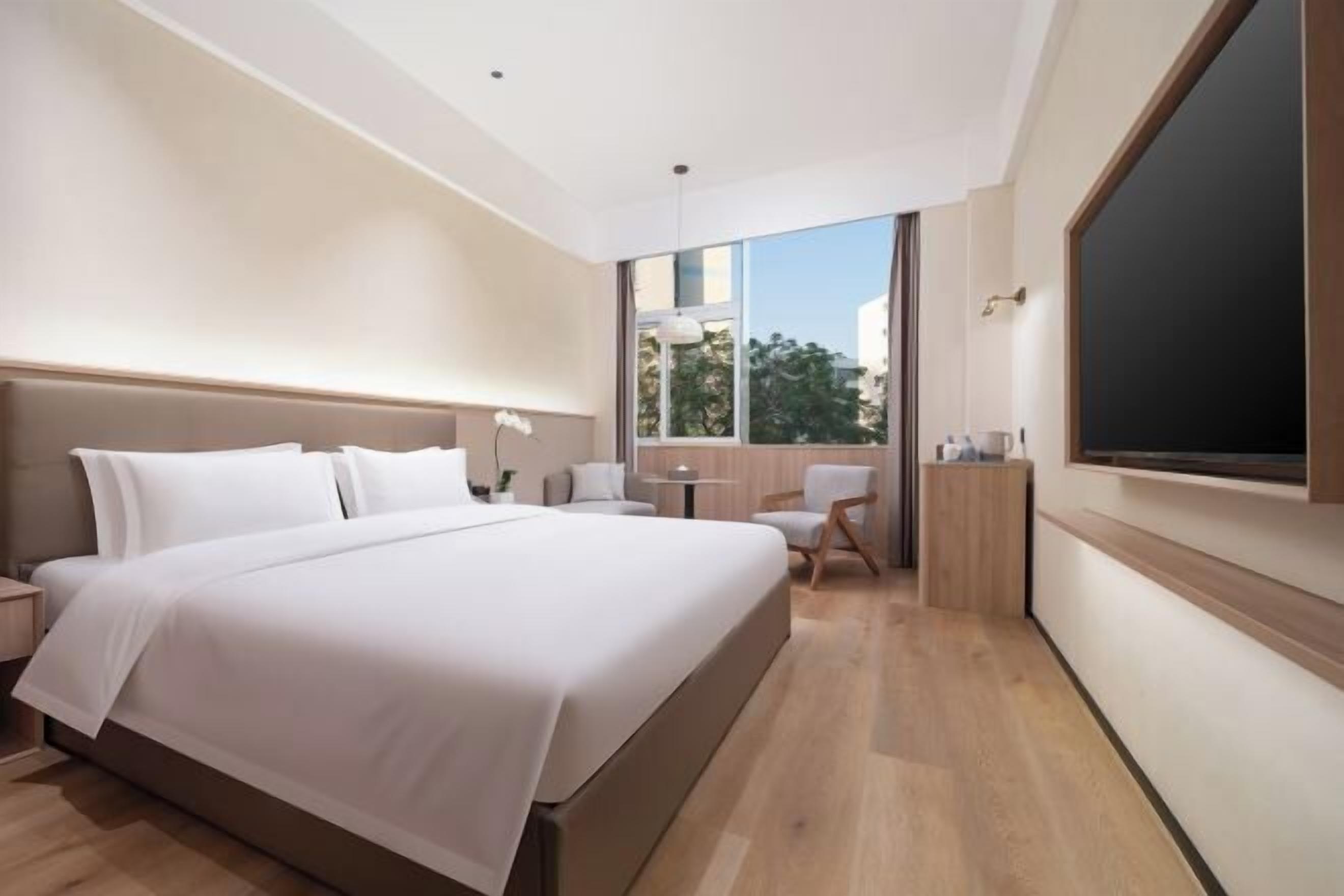 Minibar, in-room safe, desk, blackout drapes