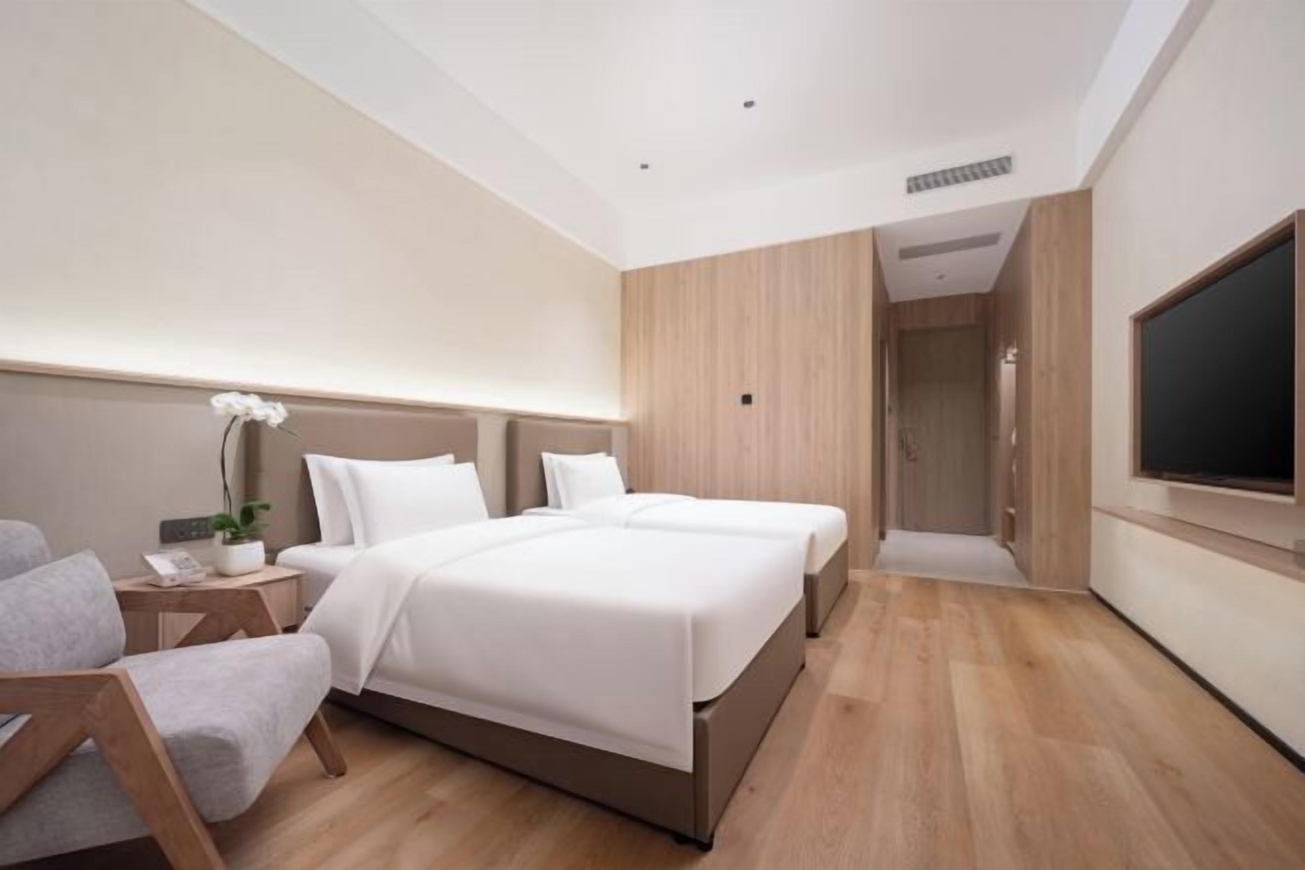 Minibar, in-room safe, desk, blackout drapes