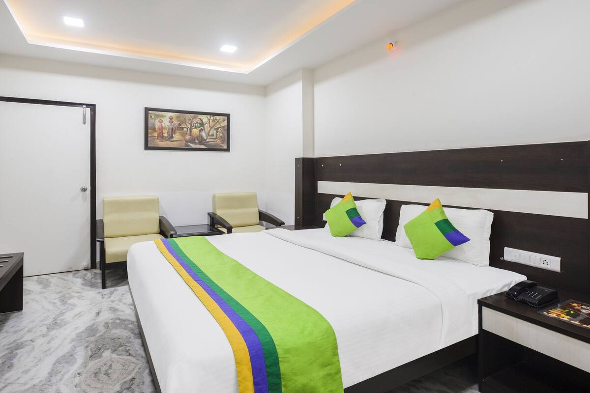 Iron/ironing board (on request), rollaway beds, free WiFi, bed sheets