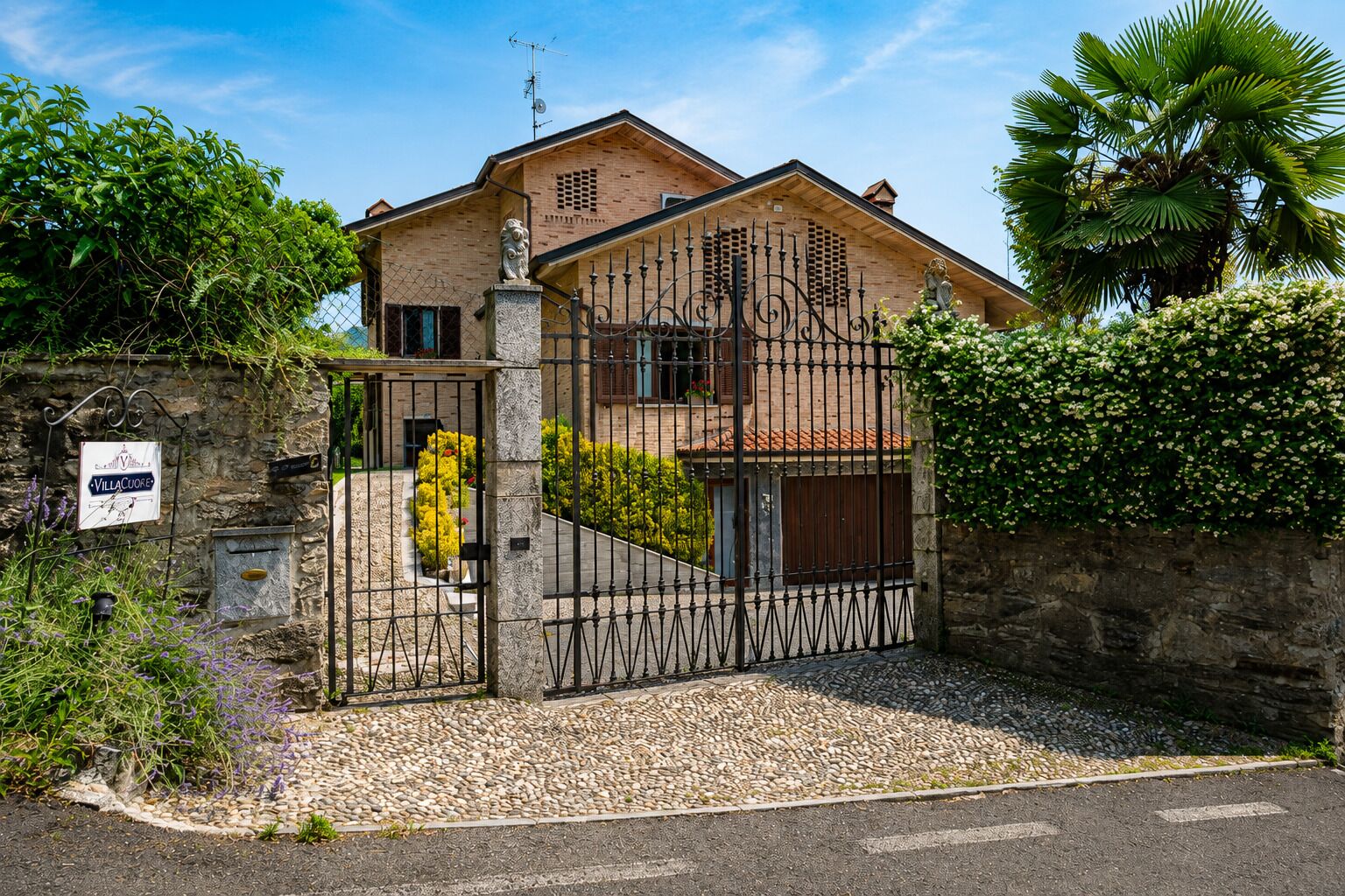 Parcheggio non assistito gratuito