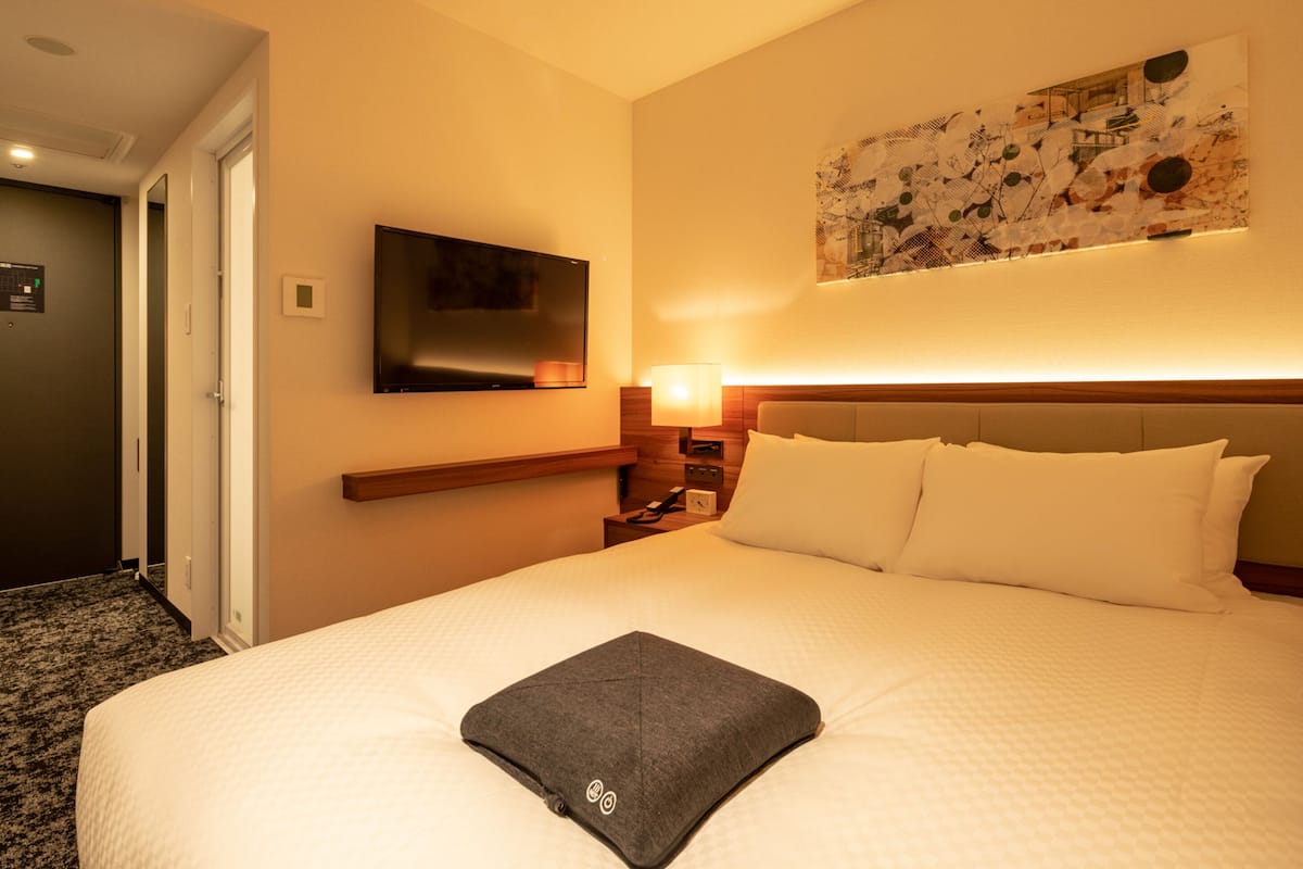 Wifi gratis y ropa de cama