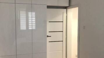 Apartment | 1 bedroom, soundproofing, iron/ironing board, free WiFi