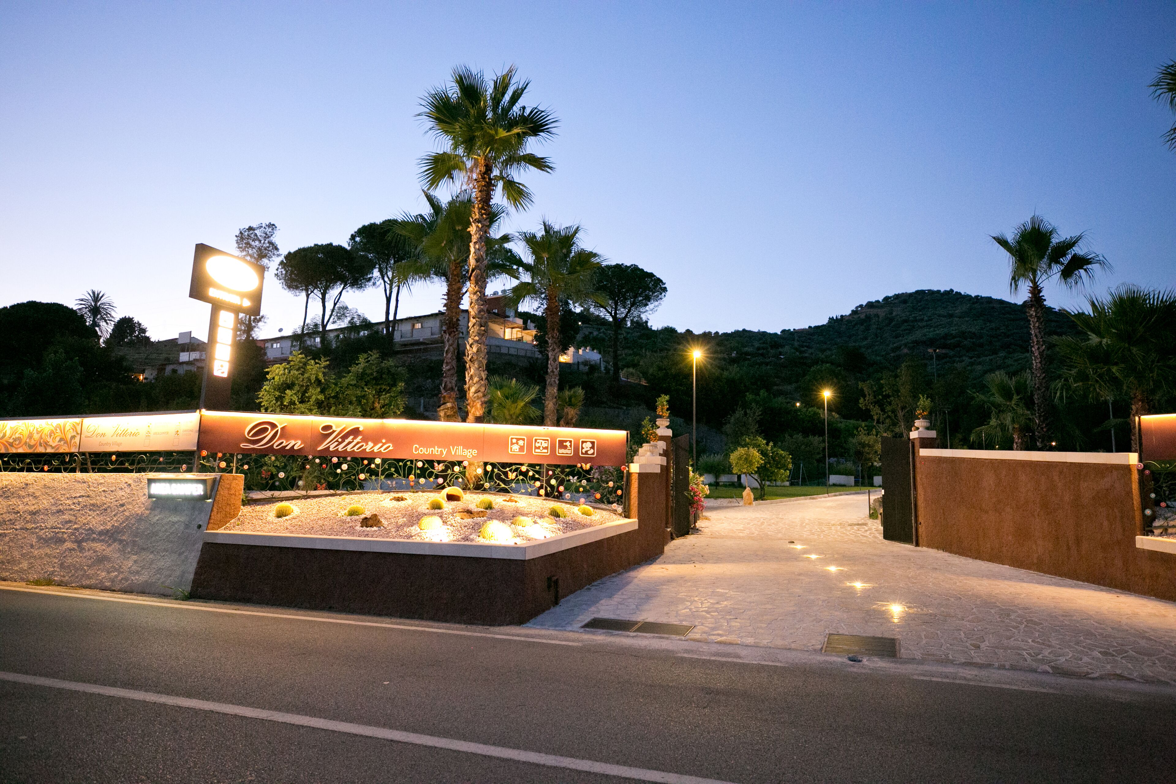 Façade de l’hébergement - soirée/nuit