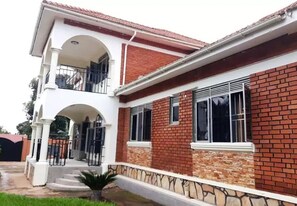 Front of property - Emra Hotel (Entebbe)
