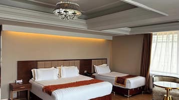 Minibar, desk, blackout curtains, free WiFi