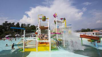 Außenpool (je nach Saison geöffnet)