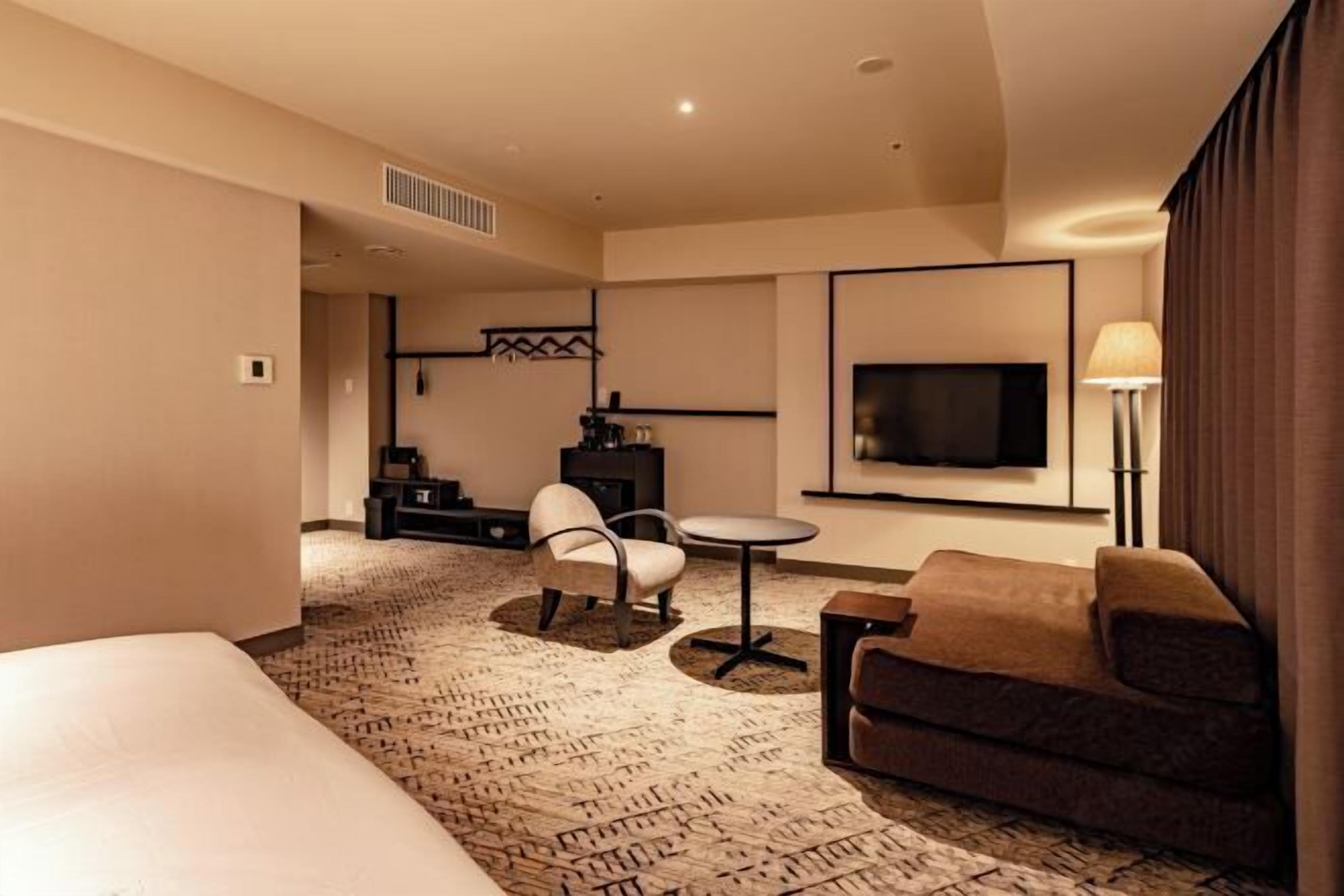 In-room safe, blackout drapes, free WiFi, bed sheets