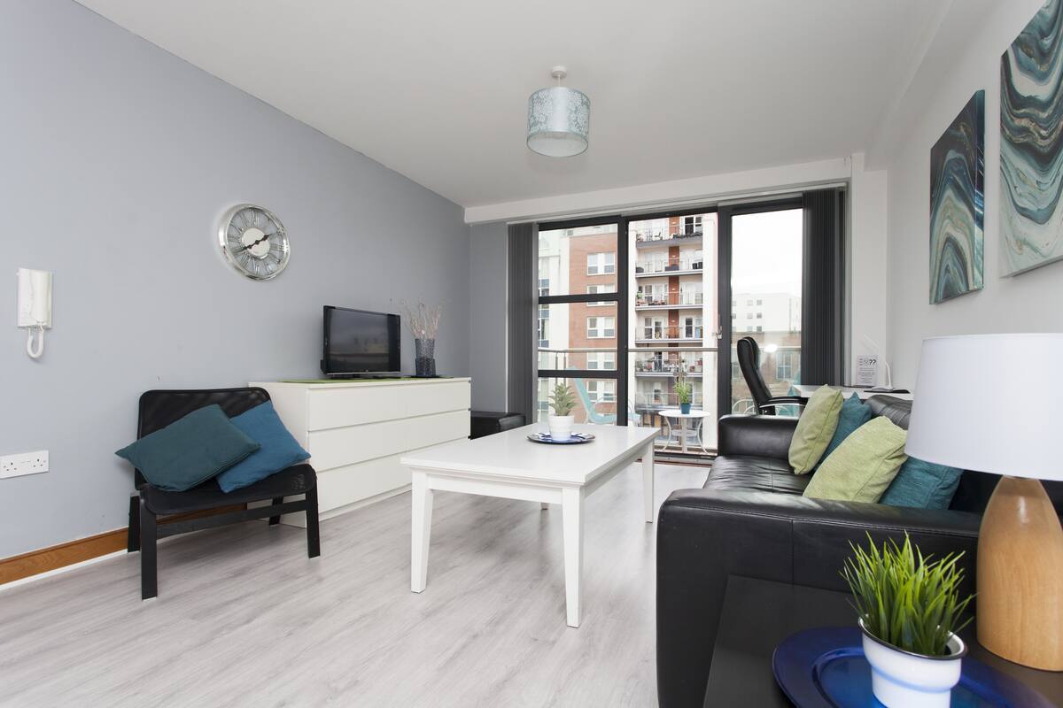Apartment, Ensuite, City View (4th Floor) | Lounge