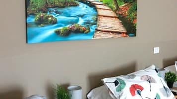 Bügeleisen/Bügelbrett, WLAN, Bettwäsche