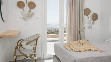 Comfort Villa, 4 Bedrooms, Private Pool, Beach View | 4 bedrooms, premium bedding, Select Comfort beds, in-room safe