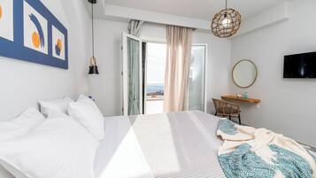 Deluxe Villa | 4 bedrooms, premium bedding, Select Comfort beds, in-room safe