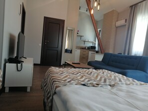 Superior Double or Twin Room | Private kitchenette