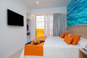 Desk, soundproofing, WiFi, bed sheets - Mix Smart (Llucmajor)