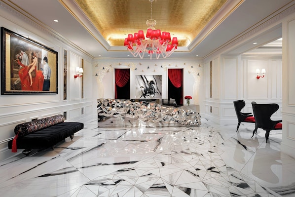 Rooftop bar - Grand Bohemian Charlotte, Autograph Collection (Charlotte)