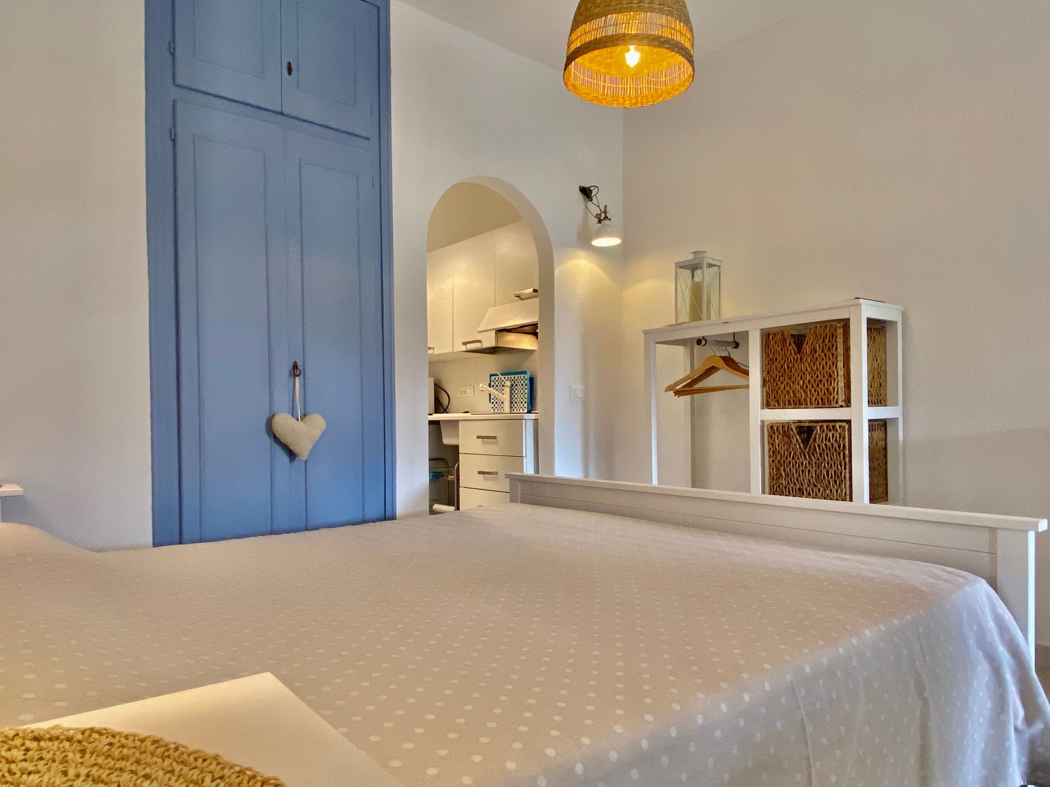 Portolano 06 by Solturelba | 1 多间卧室、遮光窗帘、床单