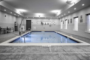 Indoor pool - Staybridge Suites Florence by IHG (Florence)