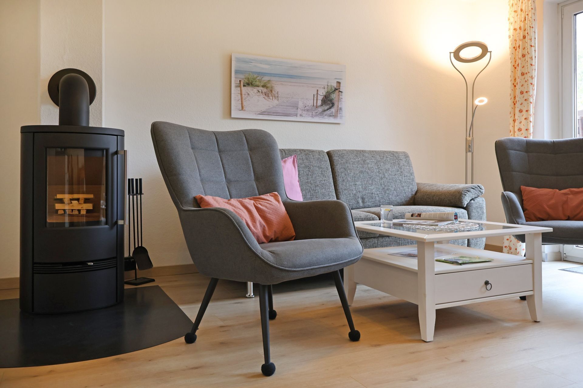 Télévision, cheminée