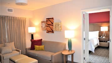 Suite, 1 Bedroom, Kitchen | Living room