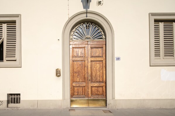 Property entrance - Nerli Prestige by Mmega (Florence)