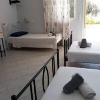 Cunas gratuitas y ropa de cama 