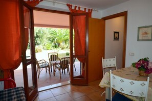 Apartment, 1 Bedroom (Luisa 2) | In-room dining