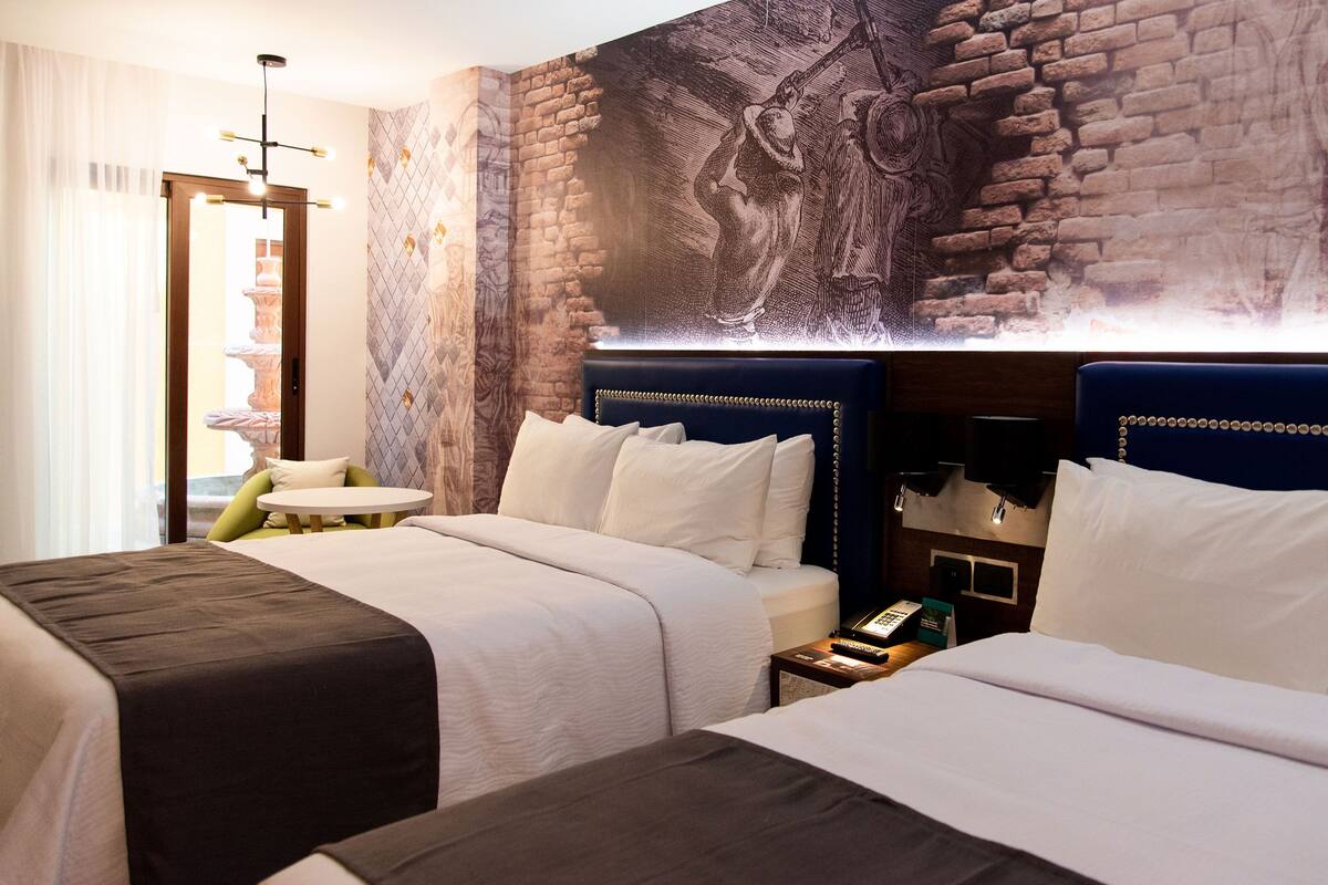Standard Room, 2 Queen Beds